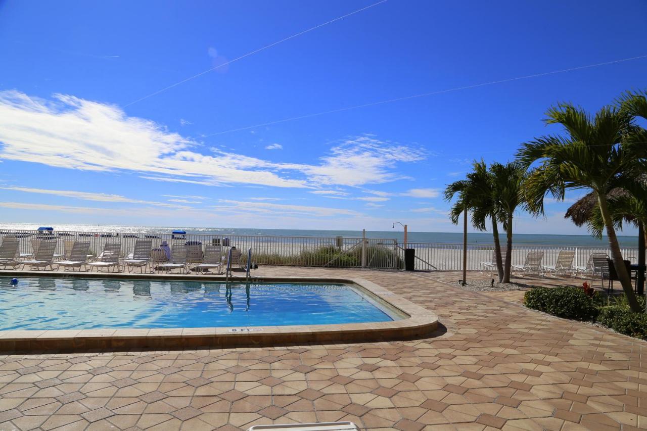 301 Sandy Shores Condos St. Pete Beach Exterior photo